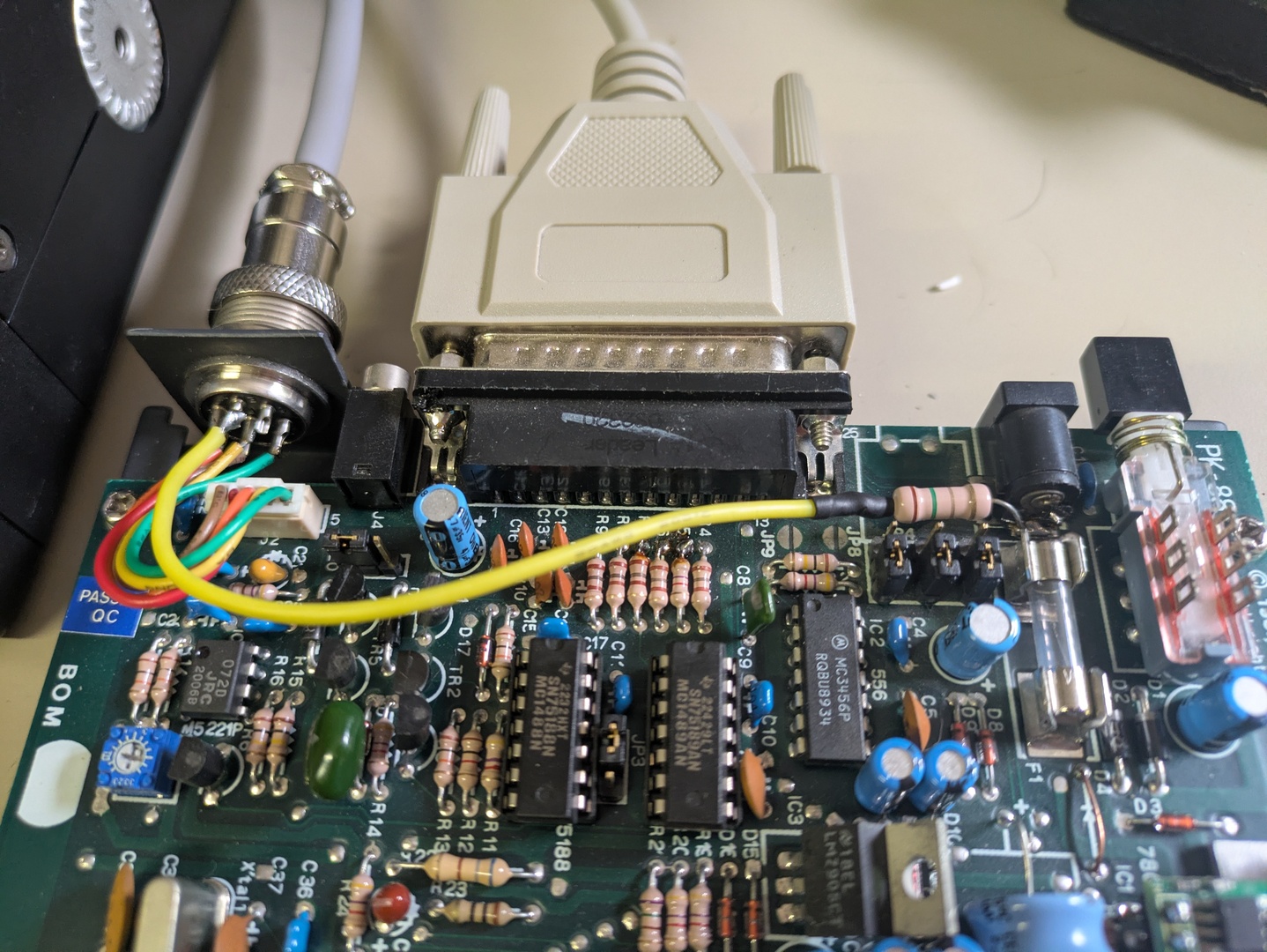Power in on radio connector mod